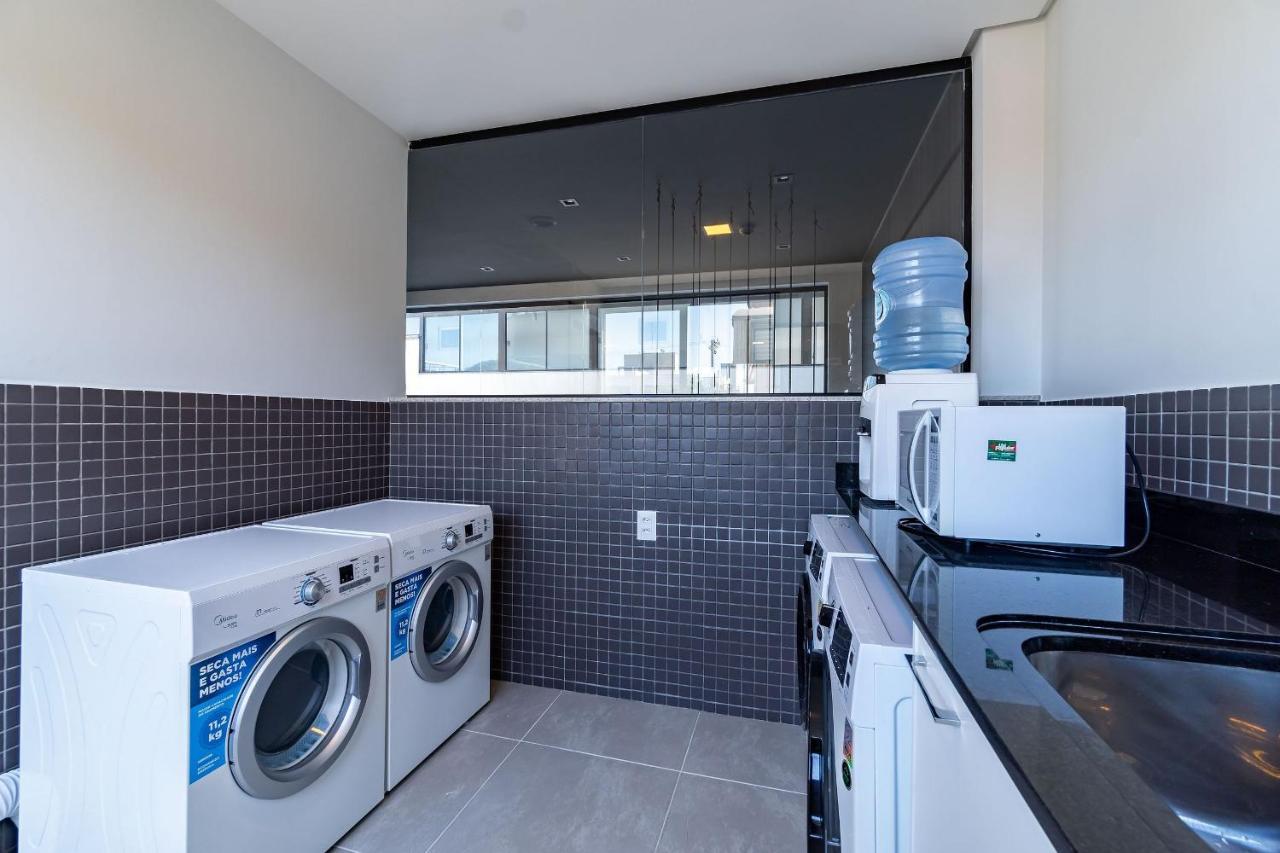 Aion Suites 204 - Compacto E Luxuoso Loft - Rooftop Com Piscina E Academia - A Poucos Passos Da Praia Bombinhas Exteriör bild